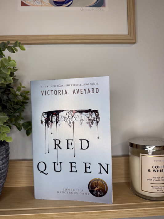 Red Queen by Victoria Aveyard