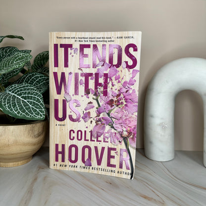It Ends With Us by Colleen Hoover