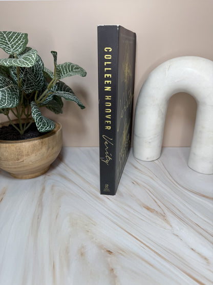 Verity by Colleen Hoover